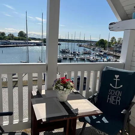 Apartamento Hafenidyll Mit Wasserblick Karlshagen